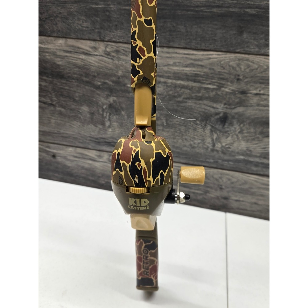Kid Casters Retro Camo Spincast Fishing Rod and Reel Combo Youth Kids Camouflage